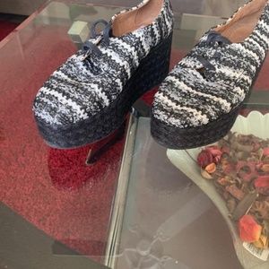 Jeffrey Campbell Platform's